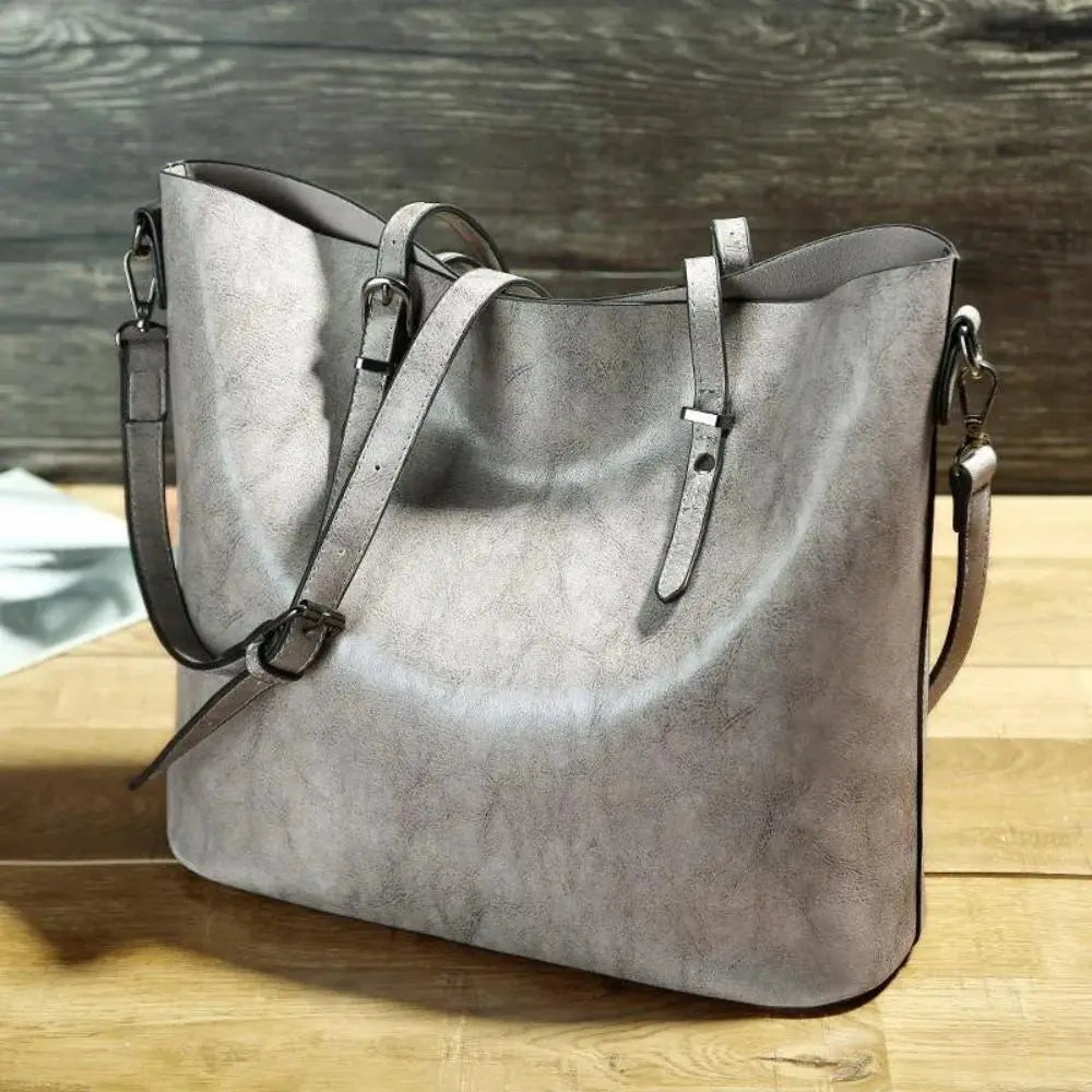 Nicole’s Favoritin | Nostalgische Schultertasche mit Chic