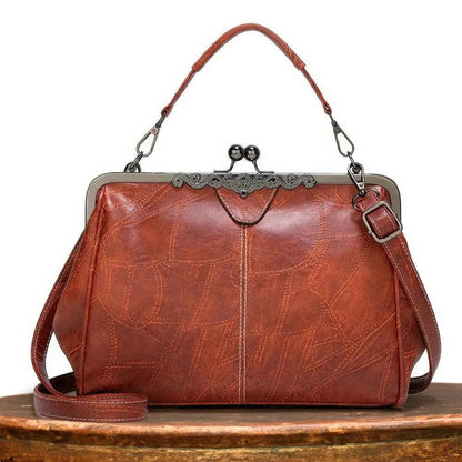 Johanna's Zeitlose Eleganz | Vintage Handtasche