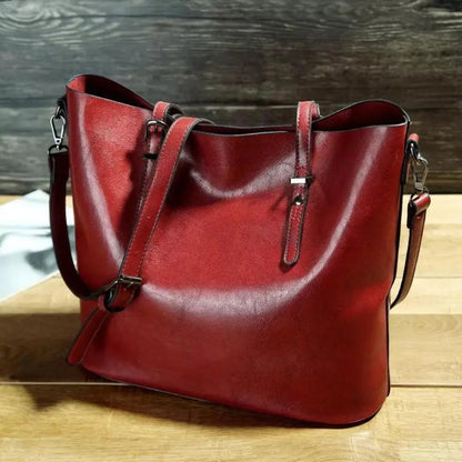 Nicole’s Favoritin | Nostalgische Schultertasche mit Chic