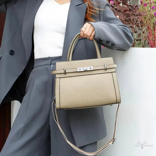 Elegante Damenlederhandtasche für stilvolle Auftritte