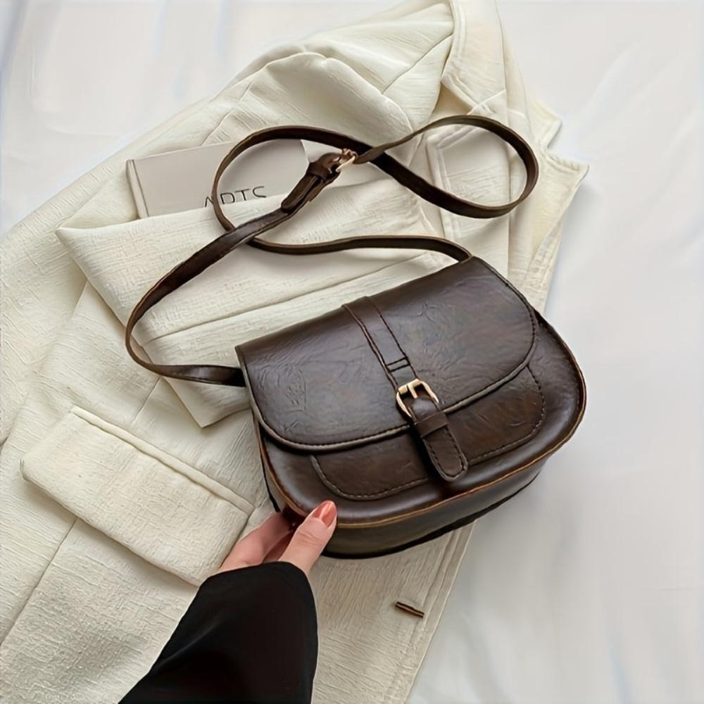 Evelyn Elegante Saddle Crossbody Bag