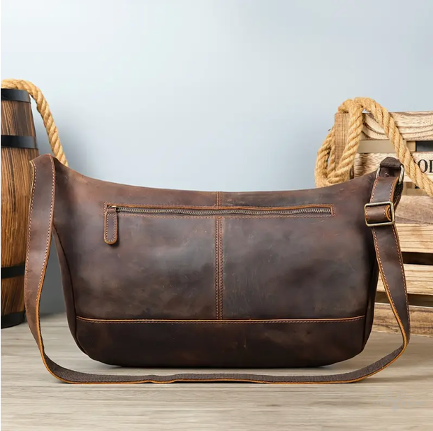 Hermann`s Echte Leder Brusttasche, Lässige Umhängetasche mit Verstellbarem Riemen