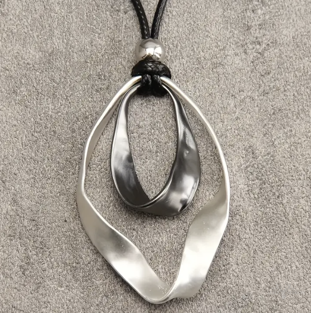 Vintage Damen Halskette mit verstellbarerem Echt Lederband