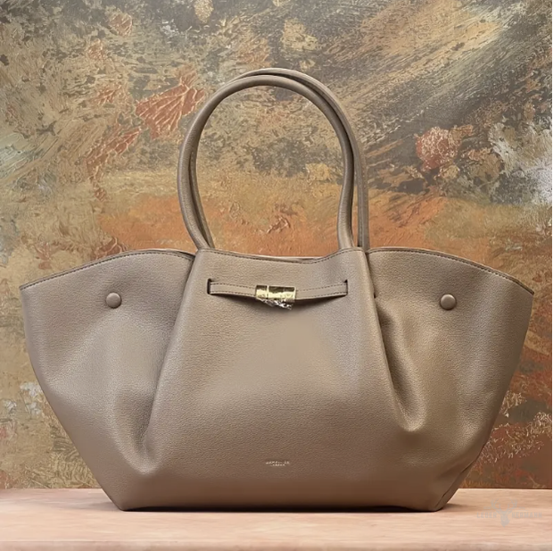 Elegante weiche Echt-Ledertasche mit großem Fassungsvermögen