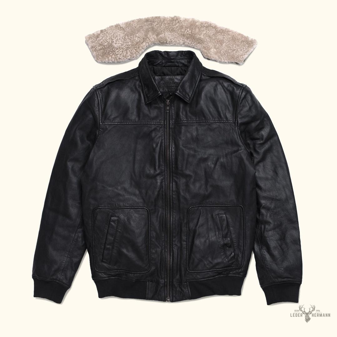 Maverick Bomber Lederjacke | Vintage Stil, Schwarze Eleganz, Zeitlose Raffinesse