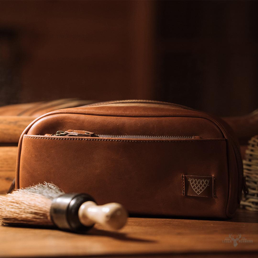 Jefferon Leder Dopp Kit – Eleganter und praktischer Kulturbeutel aus hochwertigem Leder von Elderwood