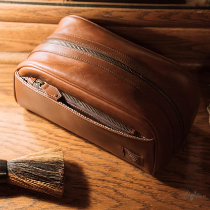 Jefferon Leder Dopp Kit – Eleganter und praktischer Kulturbeutel aus hochwertigem Leder von Elderwood
