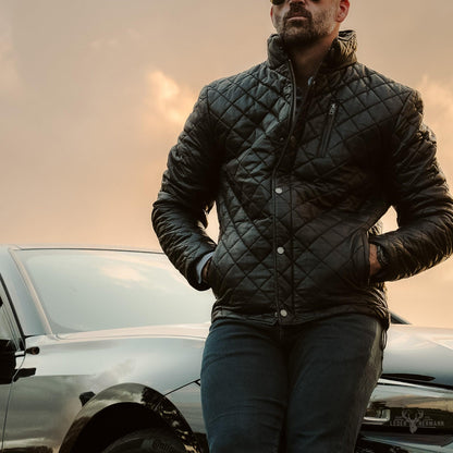 Elegante Hochlandstil gesteppte Echtlederjacke | Klassisches Schwarz