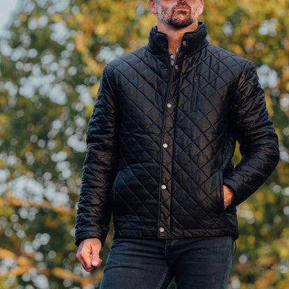 Elegante Hochlandstil gesteppte Echtlederjacke | Klassisches Schwarz