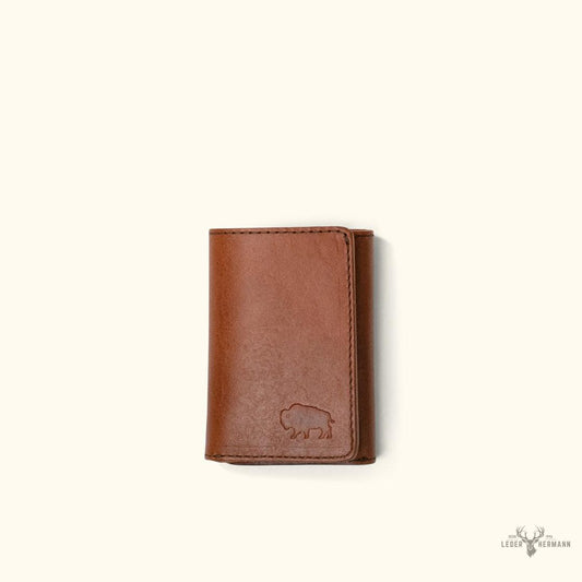 Roosevelt Trifold Lederbörse in Herbstbraun – Eleganz und Funktionalität in einem Accessoire
