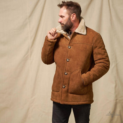Duraŋgo Schneeschurz Barn Coat in Saddle Tan – Gemütlich und stilvoll für Outdoor-Abenteuer