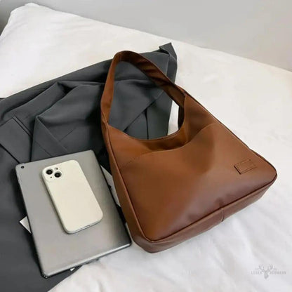 Tägliche Eleganz mit der Vintage-Tasche von Gloria
