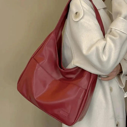 Tägliche Eleganz mit der Vintage-Tasche von Gloria