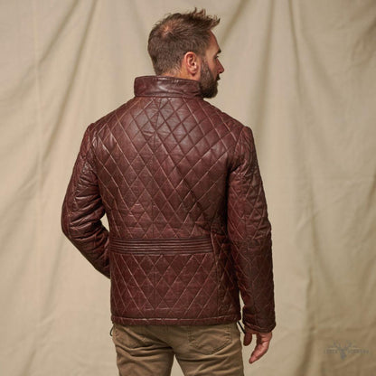 Premium Highlands gesteppte Lederjacke in elegantem Mahagonibraun