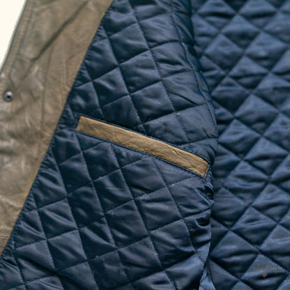 Gilet aus genarbtem Leder Highlands | Elegant Olivgrün