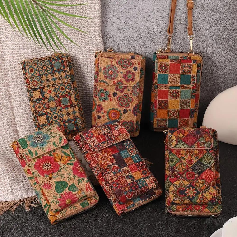 Lila Boho Blumen-Kreuzbody-Geldbörse – Stilvoll und kompakt für den Alltag