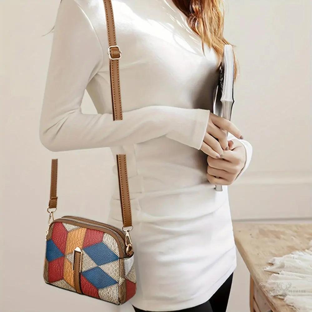 Luna Patchwork Mini Quastenbörse – Stylische und Kompakte Abendtasche