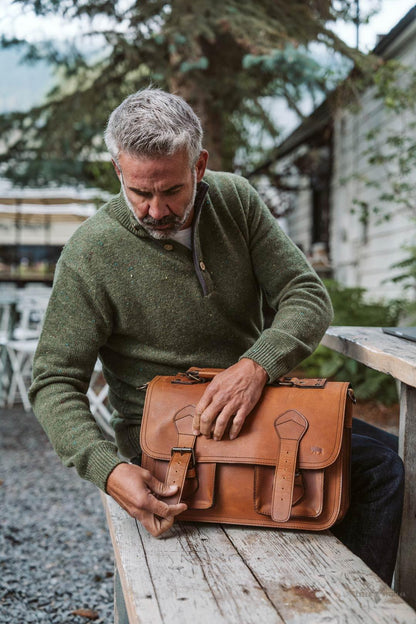 Sublime Roosevelt Lederaktentasche in Warmem Bernsteinbraun für Stil und Eleganz