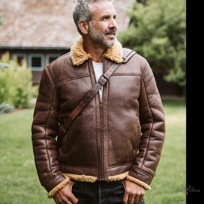Bomberjacke aus Shearling und braunem Grizzlyleder für einen trendigen und warmen Look