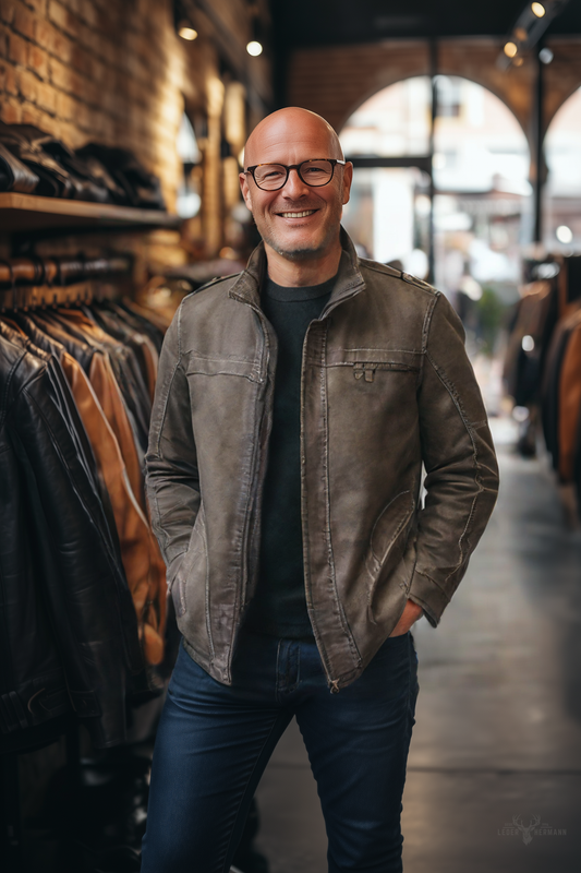 Urban Nomad - Elegante Lederjacke für einen freien und abenteuerlichen Stil