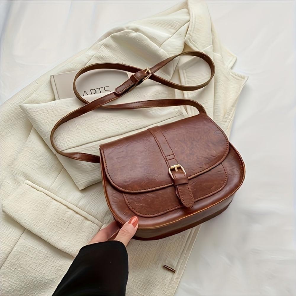 Evelyn Elegante Saddle Crossbody Bag