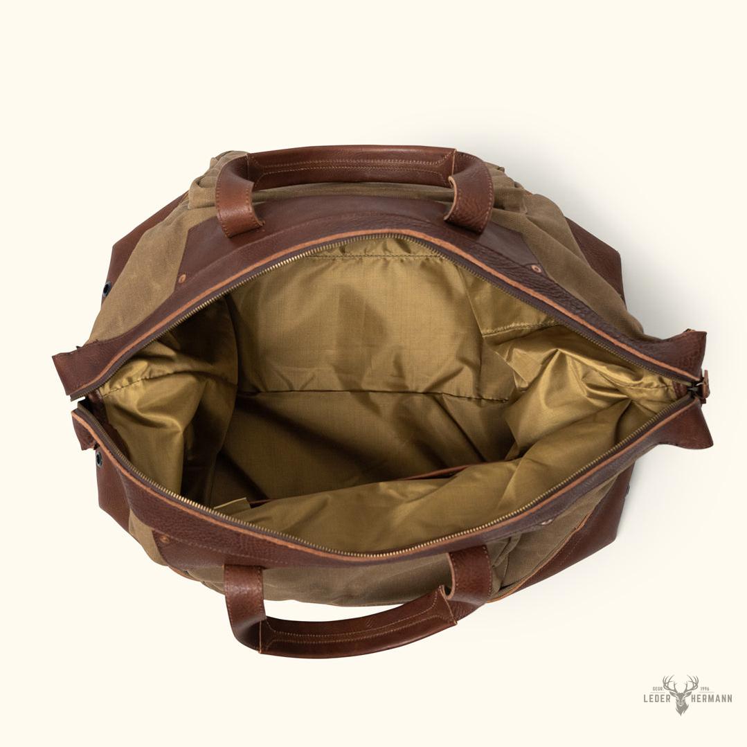 Dakota Wachsig Canvas Übergrößen Wochenendreisetasche mit stilvollen Feld-Khaki- und Chestnut-Braunen Leder Akzenten