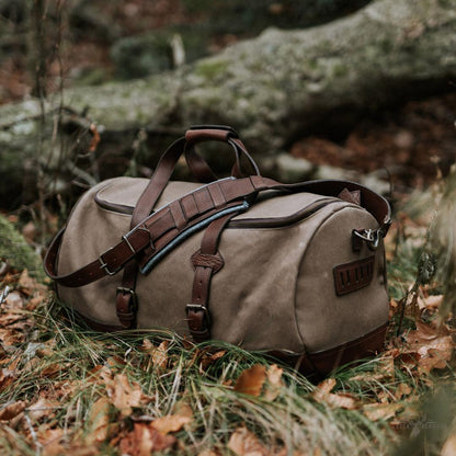 Dakota Reserve Wachs-Kanvas-Duffelbag und Rucksack Set in stilvollem Feld-Khaki