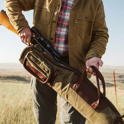 Dakota Wachstuch-Gewehrtasche | Grün mit dunklem Briar-Leder