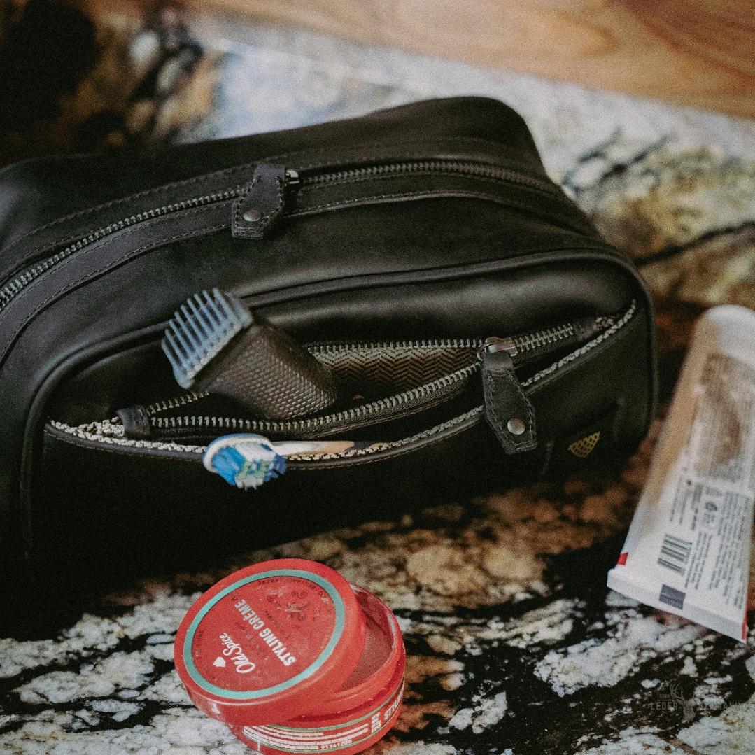 Dopp Kit Jefferson Leder in limitierter Edition | Schwarze Eleganz