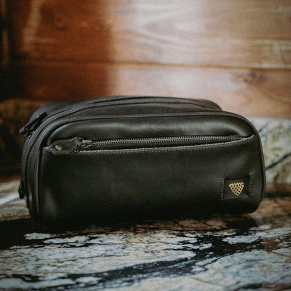 Dopp Kit Jefferson Leder in limitierter Edition | Schwarze Eleganz