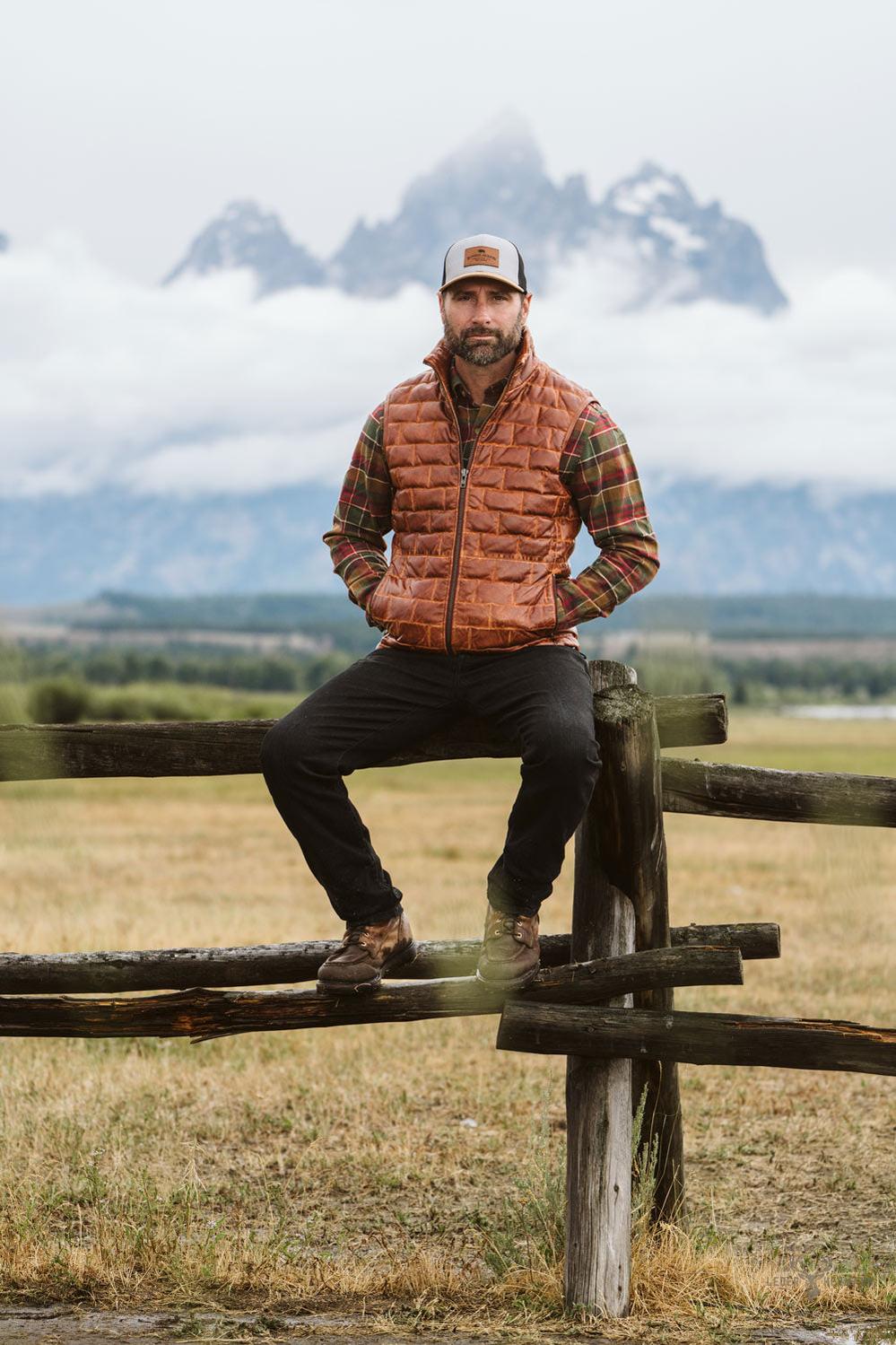 Teton Leder Leichte Daunenweste in Elegant Whiskey Brown