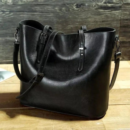 Nicole’s Favoritin | Nostalgische Schultertasche mit Chic
