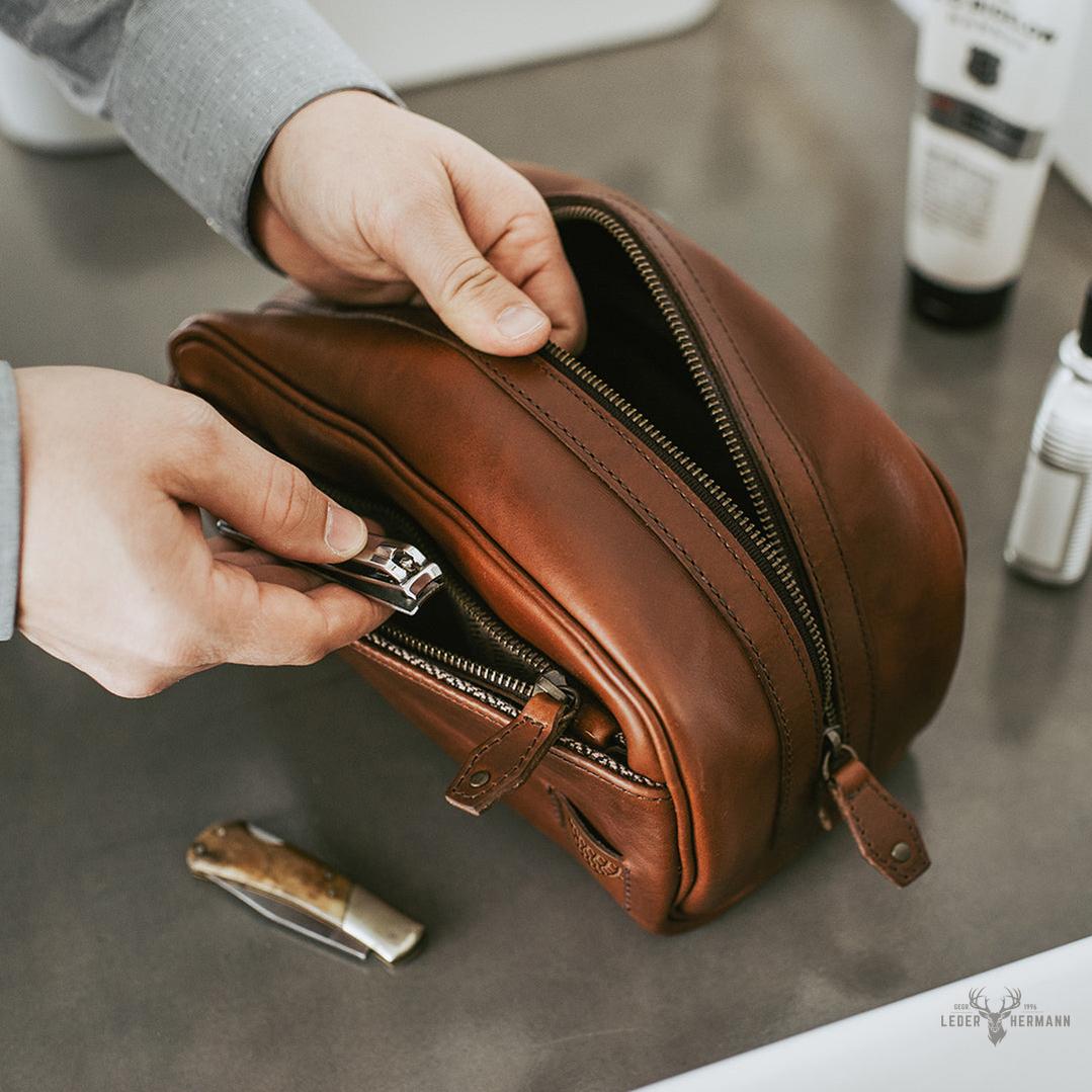 Jefferon Leder Dopp Kit – Eleganter und praktischer Kulturbeutel aus hochwertigem Leder von Elderwood