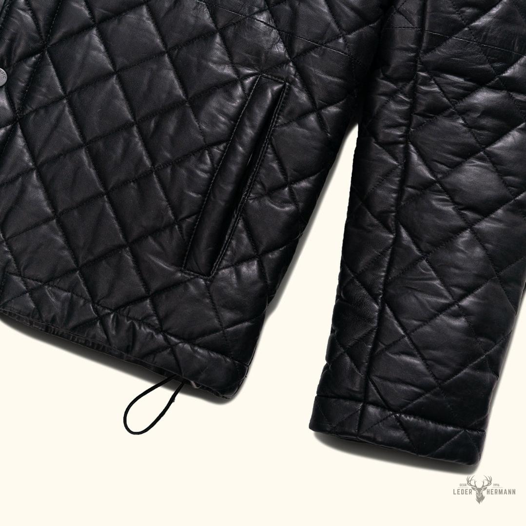 Elegante Hochlandstil gesteppte Echtlederjacke | Klassisches Schwarz