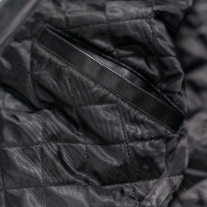 Elegante Hochlandstil gesteppte Echtlederjacke | Klassisches Schwarz