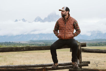 Teton Leder Leichte Daunenweste in Elegant Whiskey Brown
