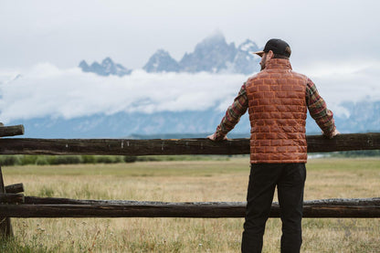 Teton Leder Leichte Daunenweste in Elegant Whiskey Brown