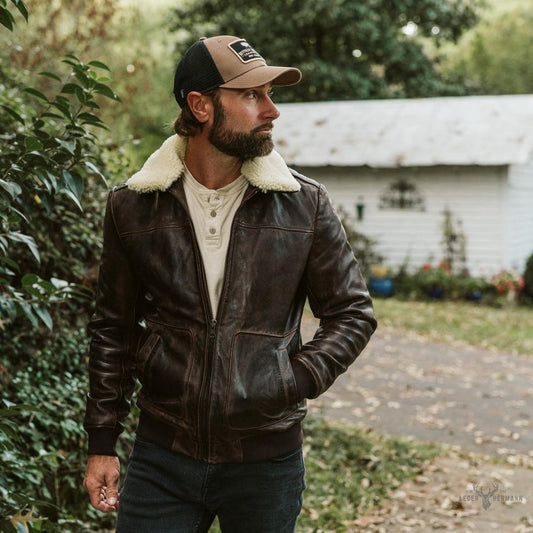 Maverick Leder-Bomberjacke – Stilvolle, abgenutzte braune Außenjacke für einen robusten Look