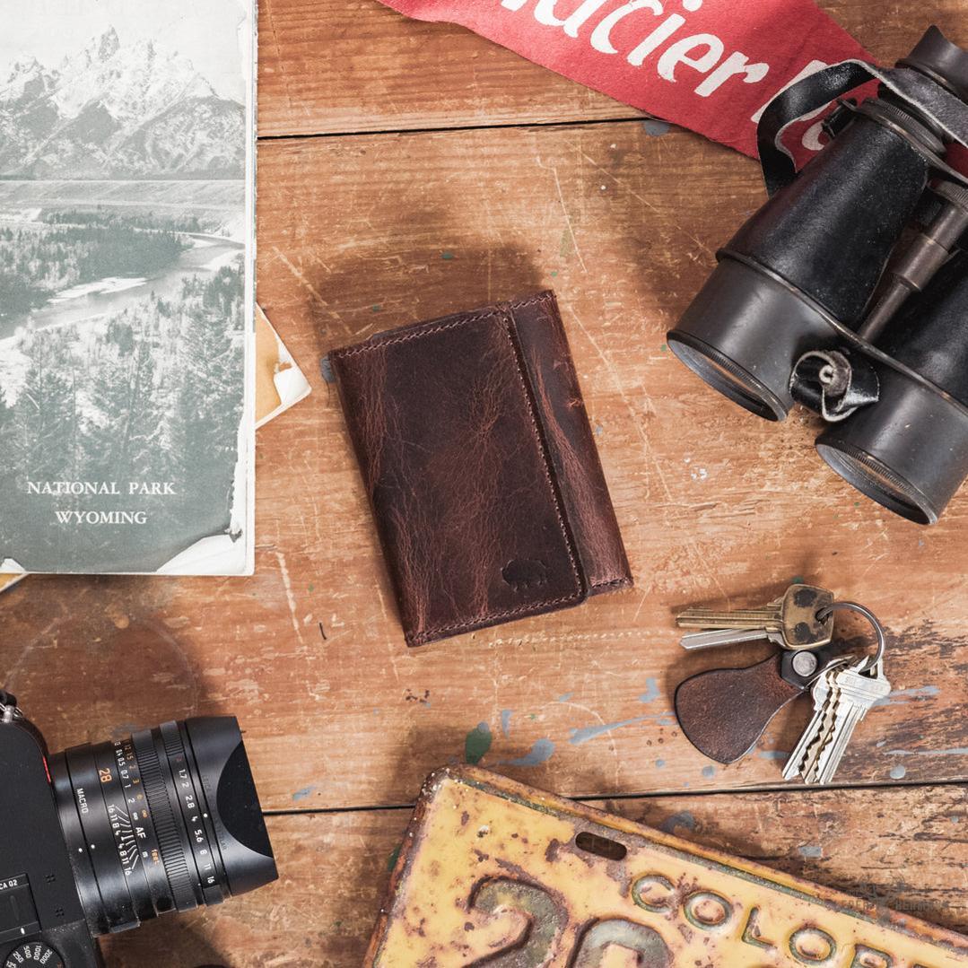 Trifold Lederbörse Roosevelt in Dark Briar – Ultimative Eleganz und Funktionalität
