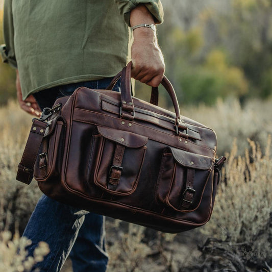 Voluminöse Lederflugtasche aus Büffelleder Roosevelt – Dunkel Eiche
