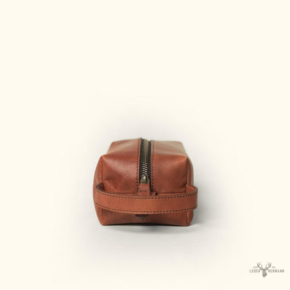 Elegantes Roosevelt Buffalo Leder Dopp Kit in Reichem Bernsteinbraun